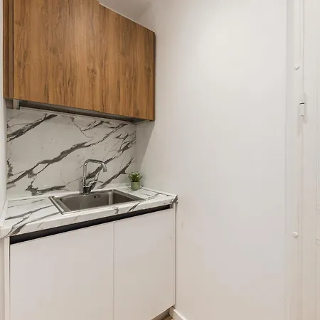 Cozy Center 500mbs Durrës