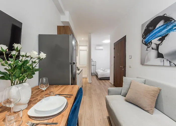 Cozy Center 500mbs * Durrës